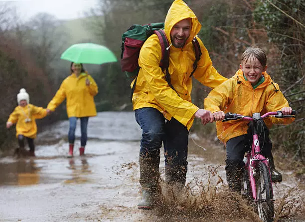 consejos para salir en bici cuando llueve 6