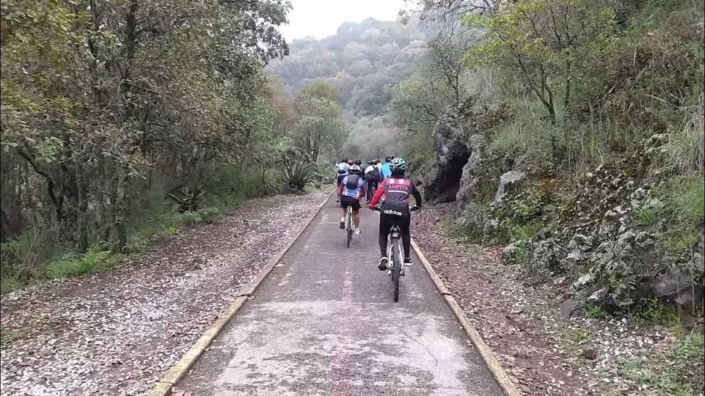 ciclovia ferrocarril de cuernavaca 2 Youtube